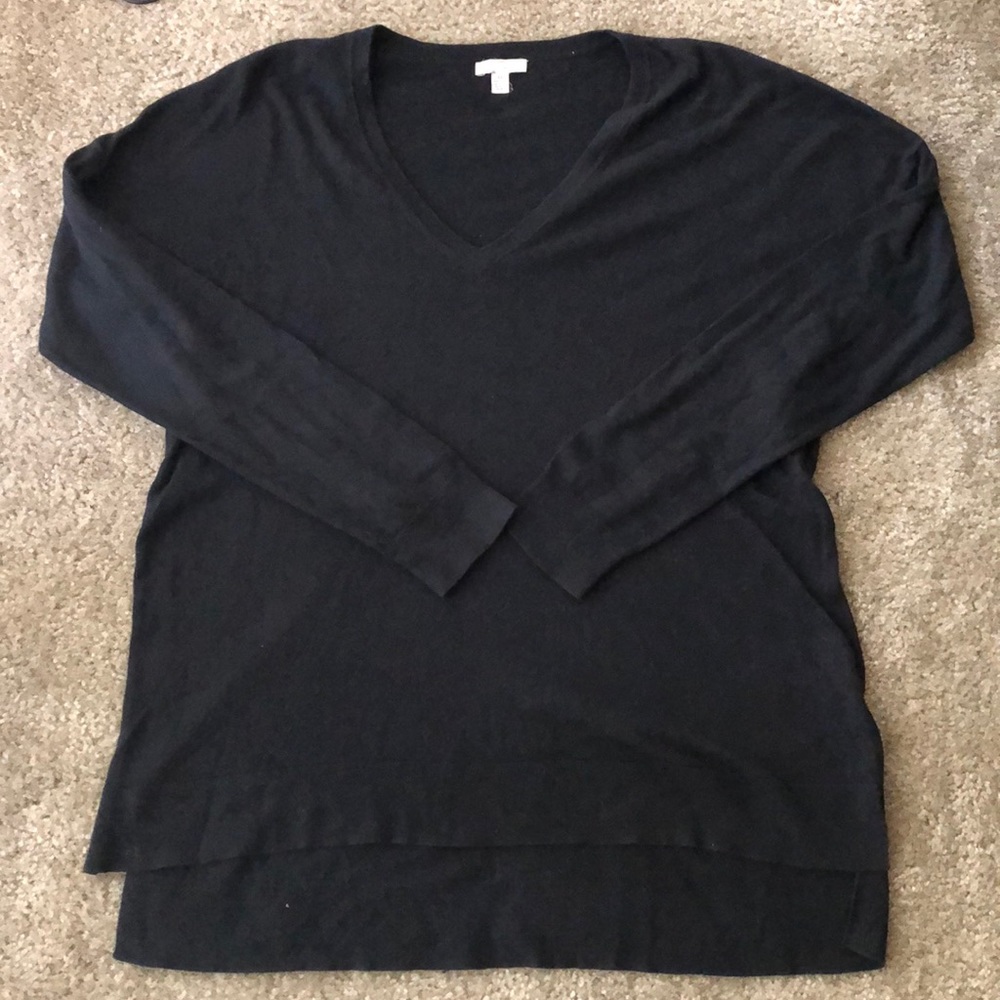 Gap v-neck black sweater